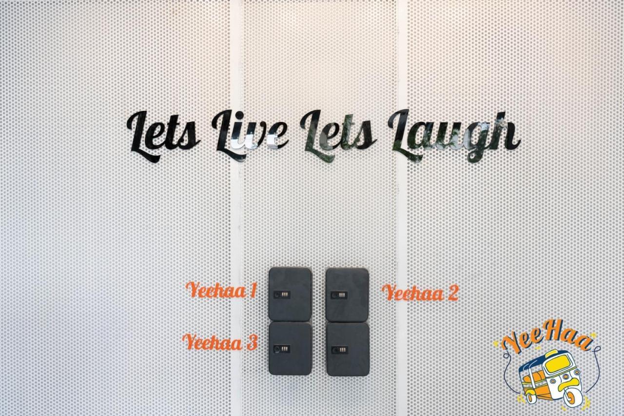 Yeehaa Bangsue Aparthotel Bangkok Bagian luar foto